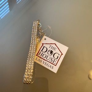 The Dog House collar
